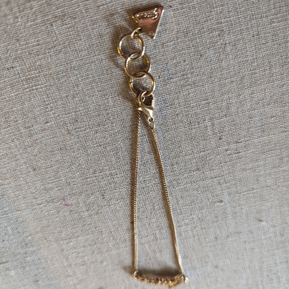 Beautiful guess bracelet so pretty! - Picture 3 of 5